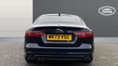 Jaguar XE 2.0 D200 R-Dynamic SE Black 4dr Auto Diesel Saloon